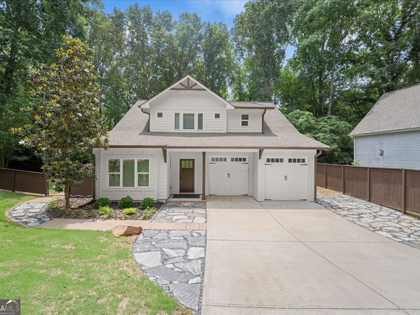 7135 Haw Creek Place, Gainesville, GA 30506