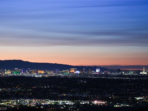 375 Tranquil Peak Court, Henderson, NV 89012