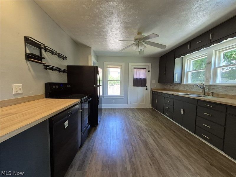 24 Mulwal Drive, Painesville, OH 44077 Photo 8