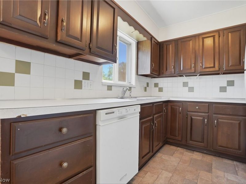 2967 Stockton Avenue, Akron, OH 44314 Photo 12