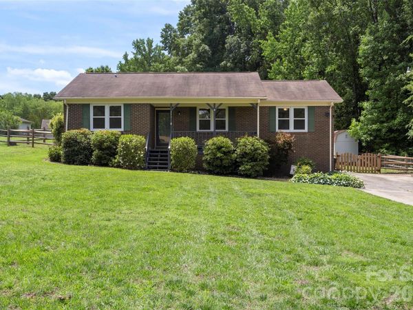 2201 Bow Brook Trail , Matthews, NC 28104