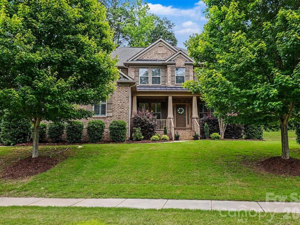 16524 Crosshaven Drive, Charlotte, NC 28278