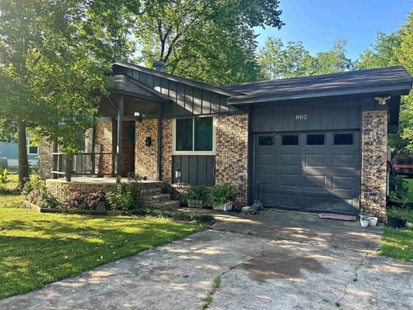 802 E Maple Street, Gurdon, AR 71743