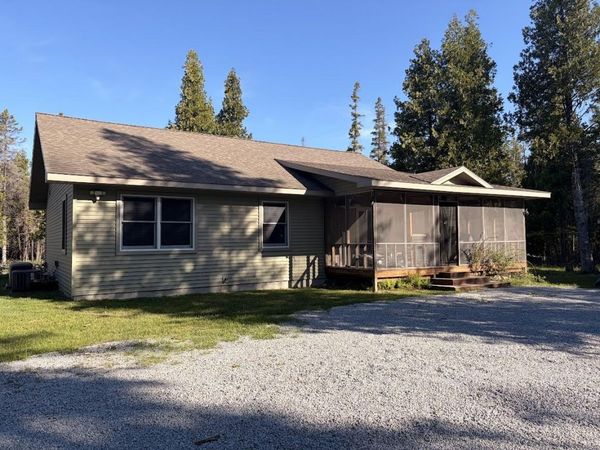 24207 E Boulevard RD, Drummond Island, MI 49726