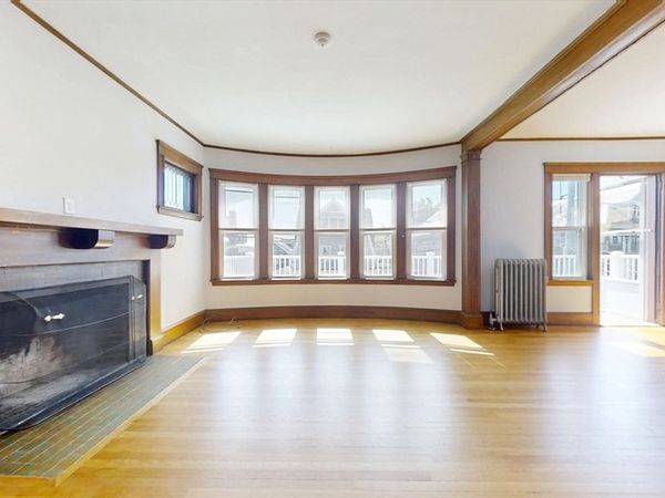 39 Commonwealth Rd., Unit 39, Watertown, MA 02472