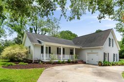 1633 Longview Road photo 4