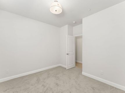 8032 Challis Cir, Roseville, CA 95747 Photo