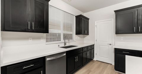 8032 Challis Cir, Roseville, CA 95747 Photo
