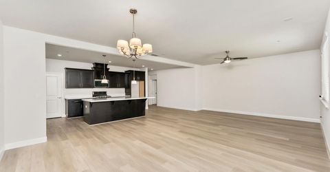 8032 Challis Cir, Roseville, CA 95747 Photo