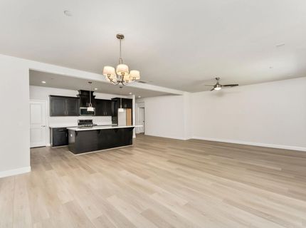 8032 Challis Cir, Roseville, CA 95747 Photo