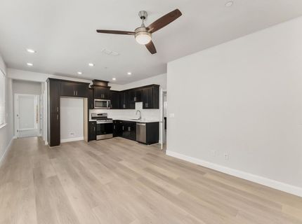 8032 Challis Cir, Roseville, CA 95747 Photo