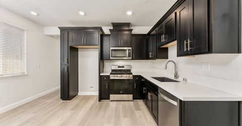 8032 Challis Cir, Roseville, CA 95747 Photo