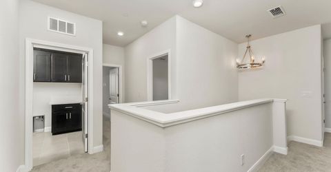 8032 Challis Cir, Roseville, CA 95747 Photo