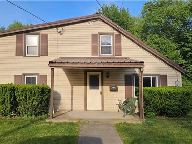 2751 Caledonia Street , Newfane, NY 14108