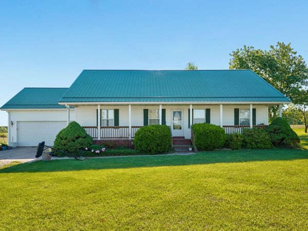 188 Plainview Drive , Seymour, MO 65746