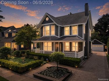 691 W Frank Street, Birmingham, MI 48009