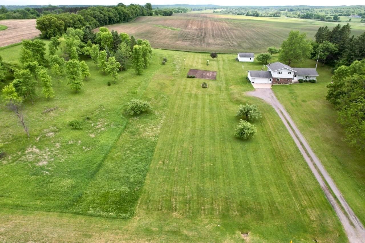 18827 County Road 17 , Holdingford, MN 56340
