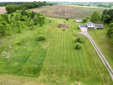 18827 County Road 17, Holdingford, MN 56340