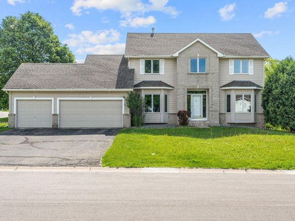 4290 Cottonwood Lane N, Plymouth, MN 55441