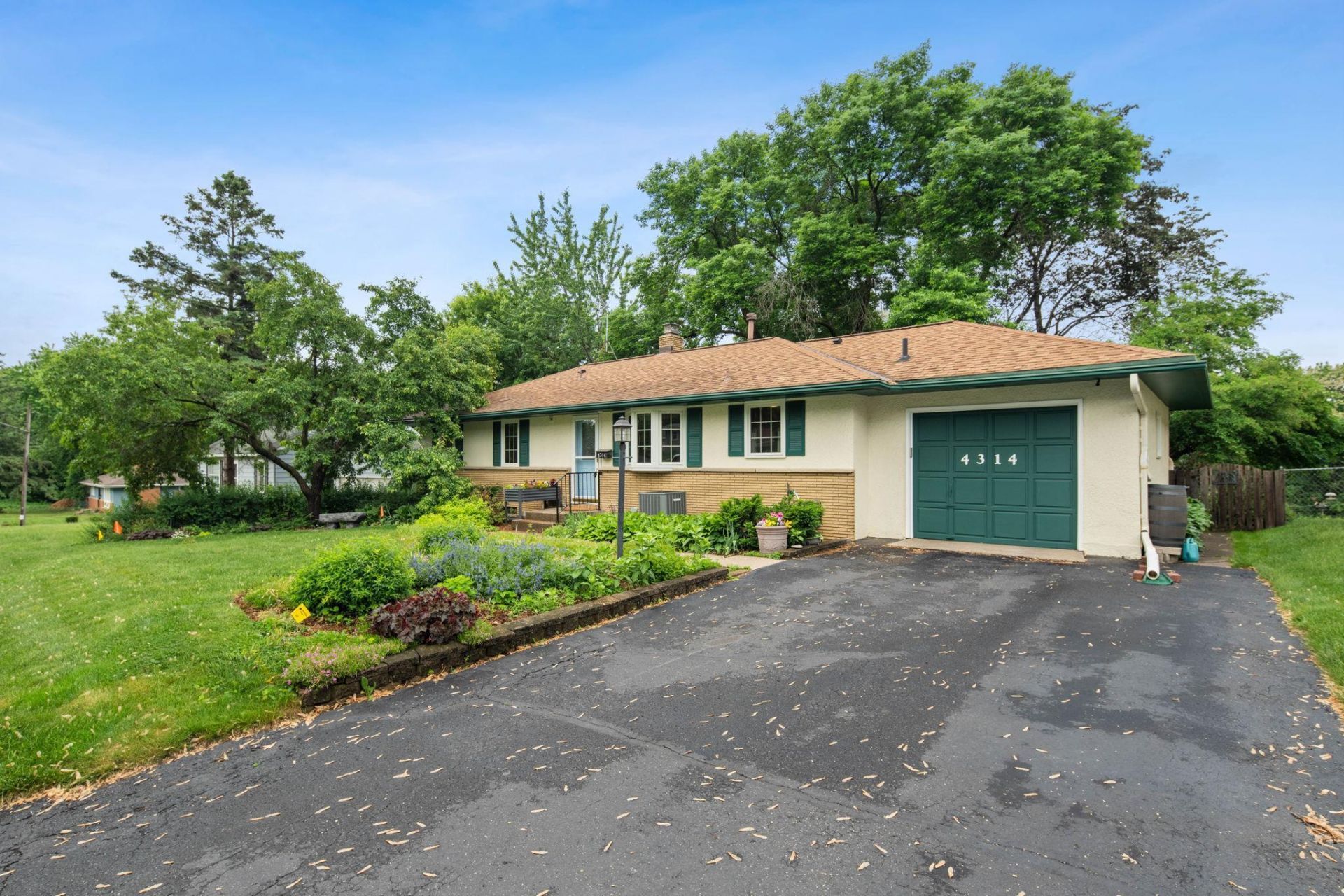 4314 Mcleod Street NE, Columbia Heights, MN 55421