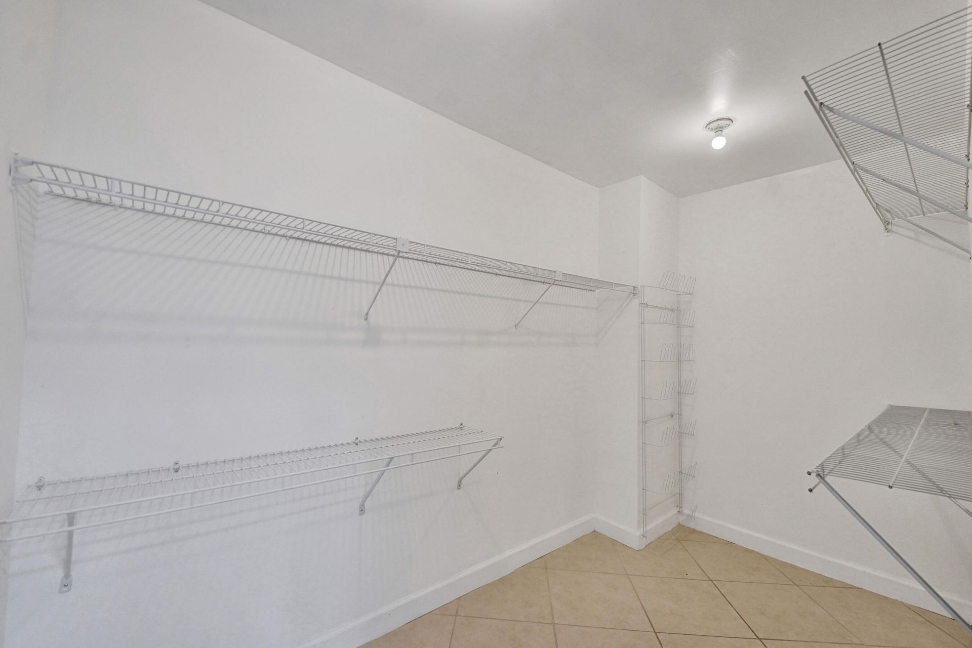 3800 N Hills Drive, Unit 208, Hollywood, FL 33021 Photo