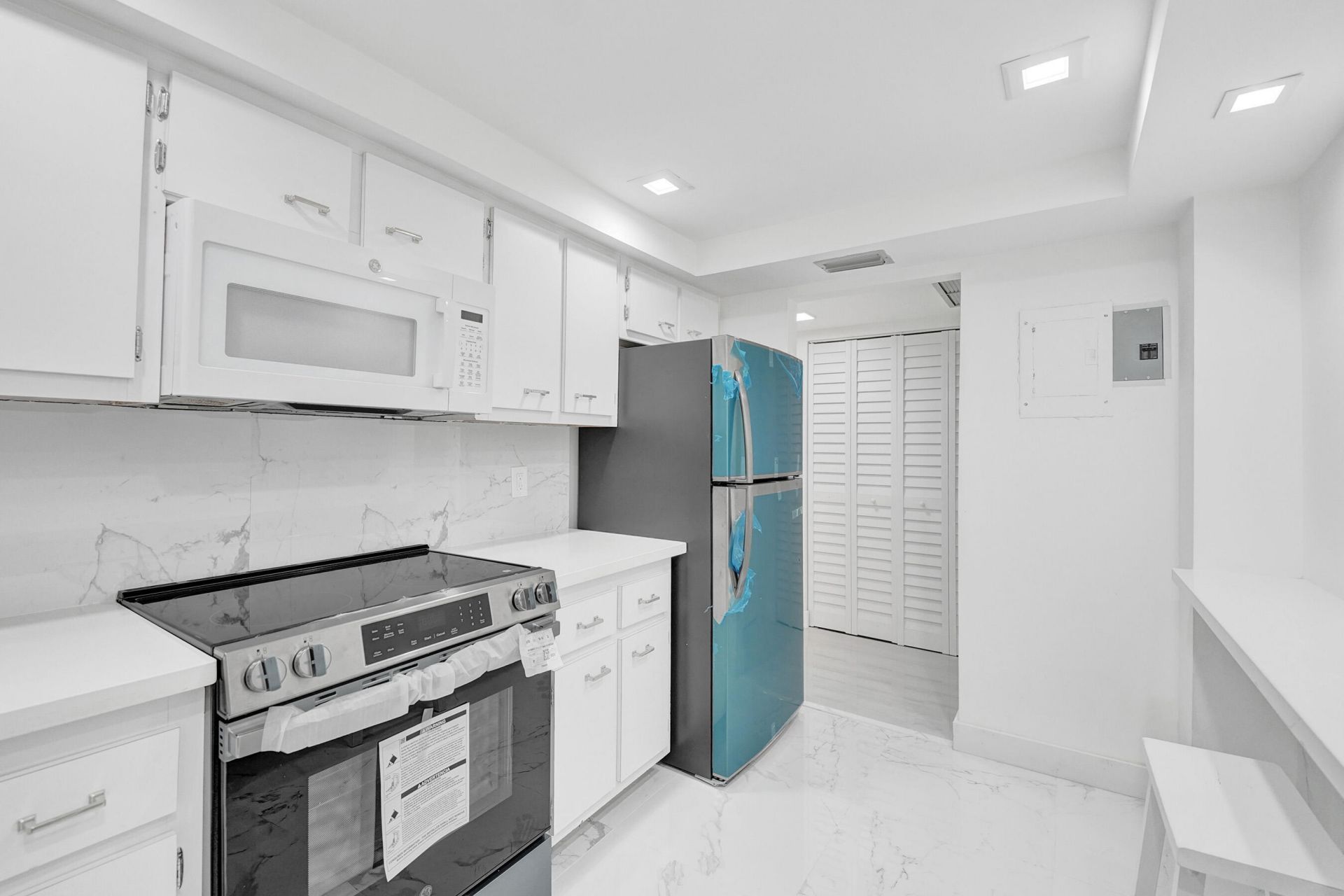 3800 N Hills Drive, Unit 208, Hollywood, FL 33021 Photo