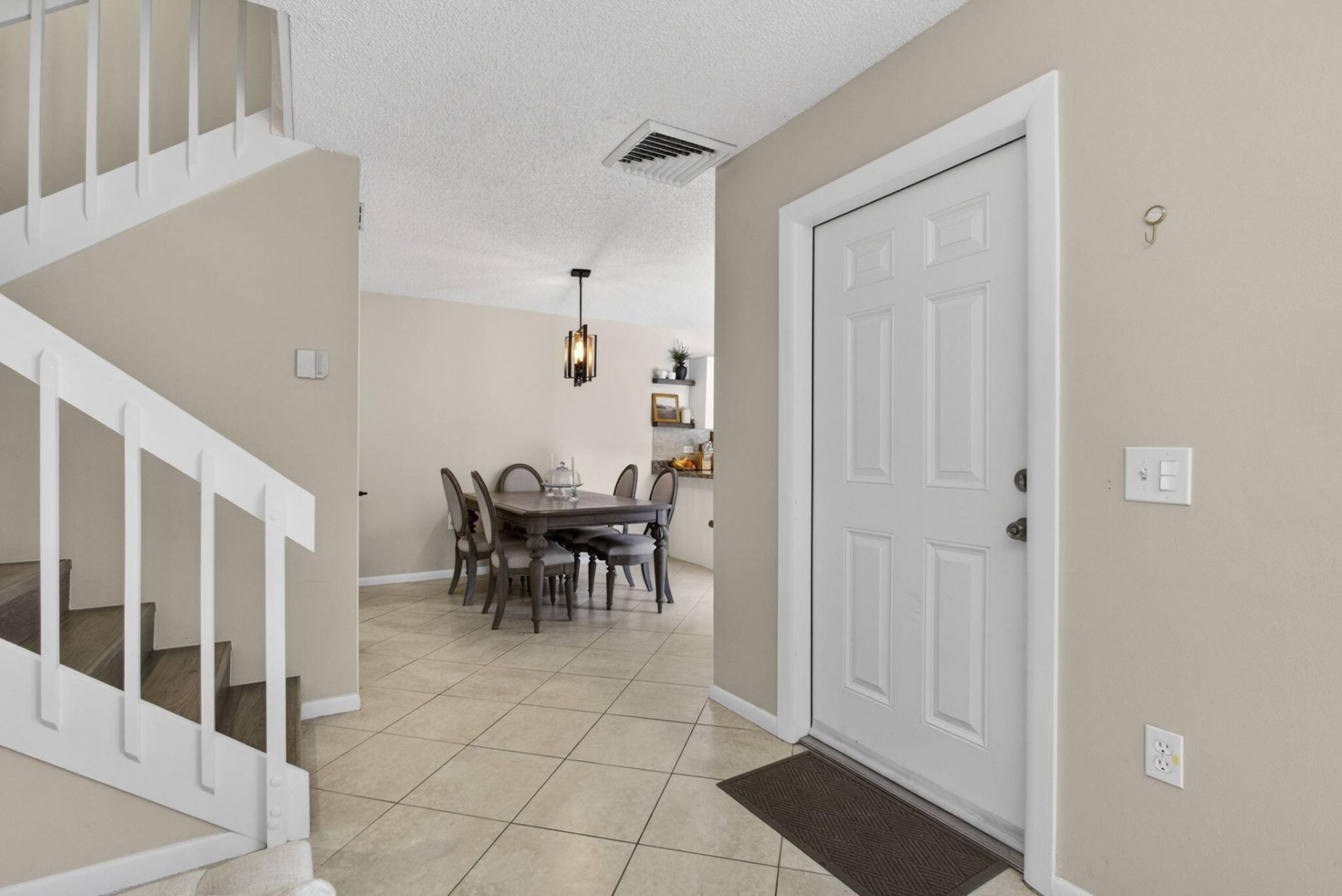 121 1st Terrace, Palm Beach Gardens, FL 33418 Photo