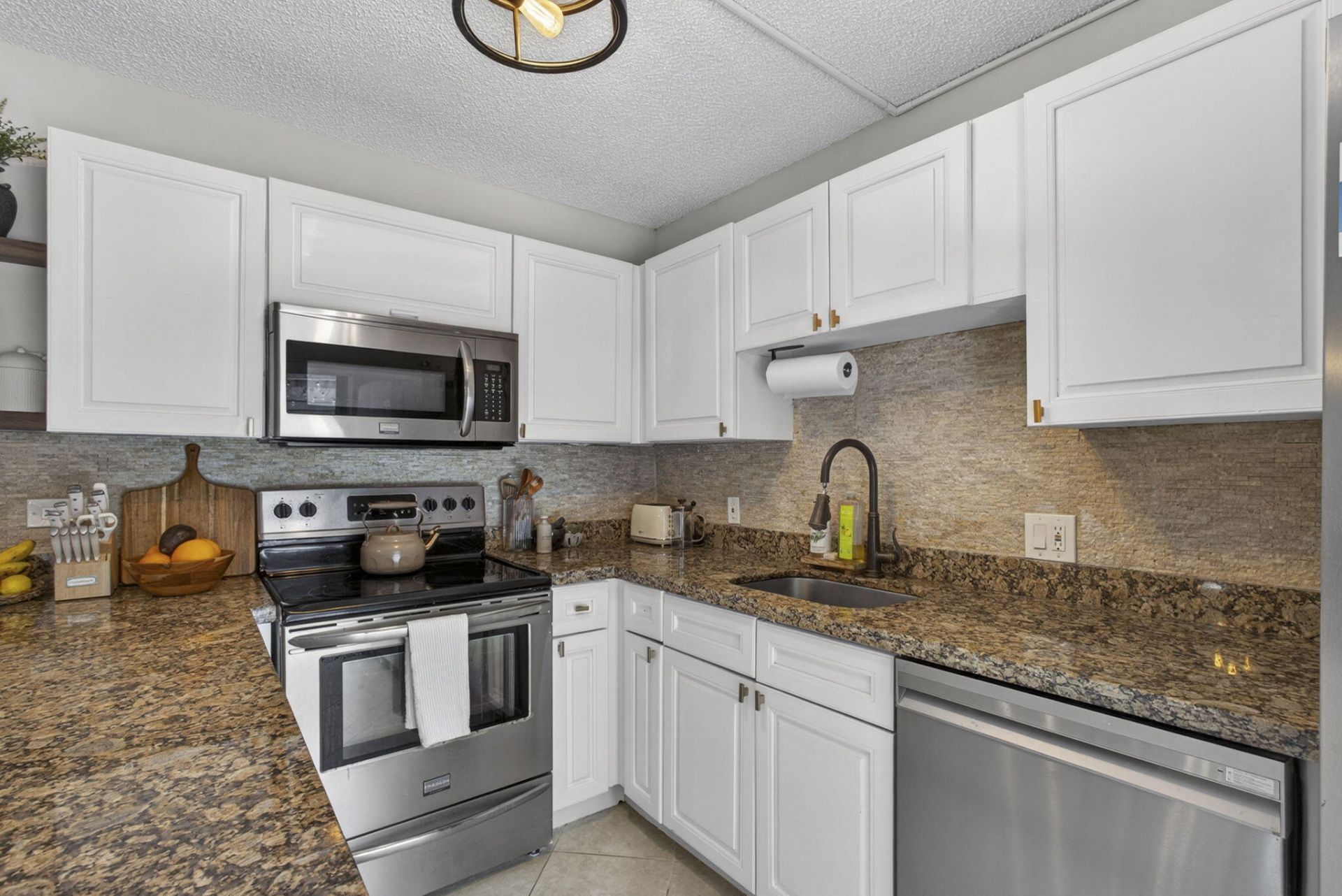 121 1st Terrace, Palm Beach Gardens, FL 33418 Photo