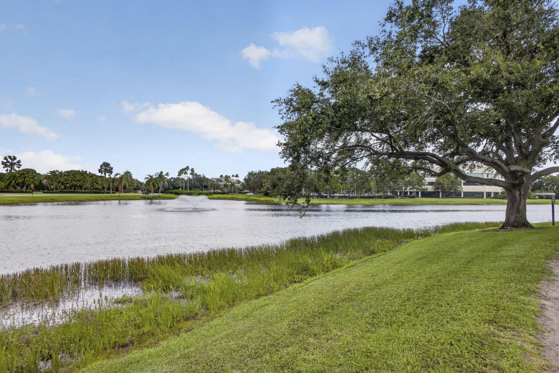 121 1st Terrace, Palm Beach Gardens, FL 33418 Photo