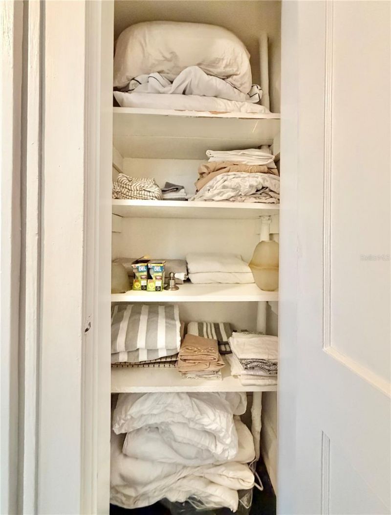 2014 Jackson Street N, Unit 2, Saint Petersburg, FL 33704 Photo