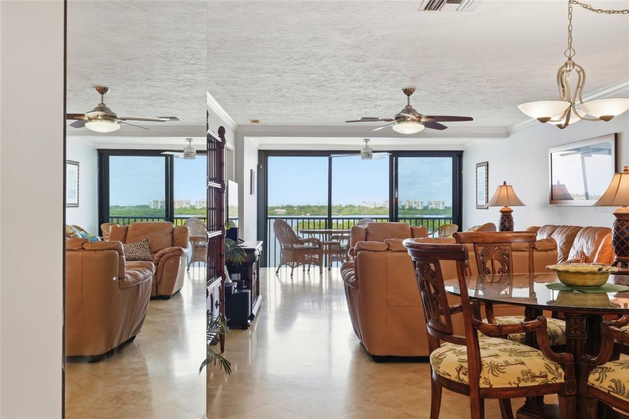 8977 Midnight Pass Road, Unit 519, Sarasota, FL 34242 Photo