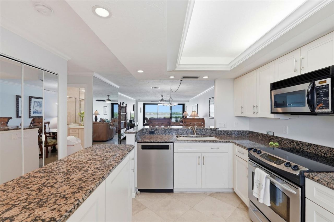8977 Midnight Pass Road, Unit 519, Sarasota, FL 34242 Photo