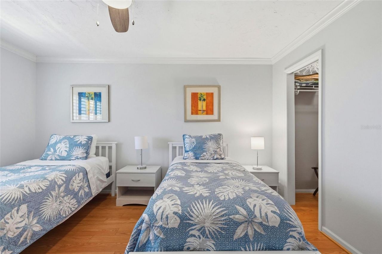 8977 Midnight Pass Road, Unit 519, Sarasota, FL 34242 Photo