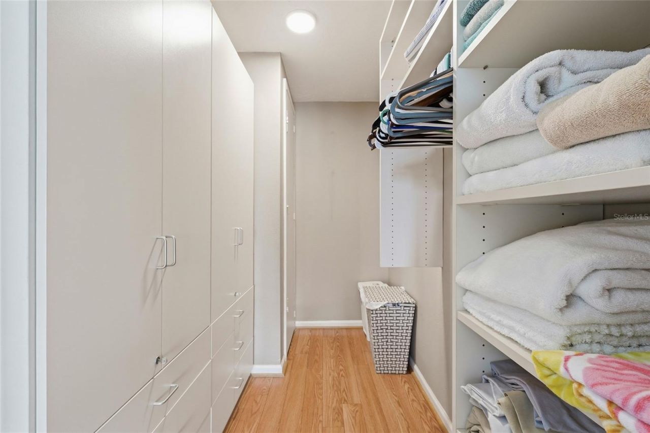 8977 Midnight Pass Road, Unit 519, Sarasota, FL 34242 Photo