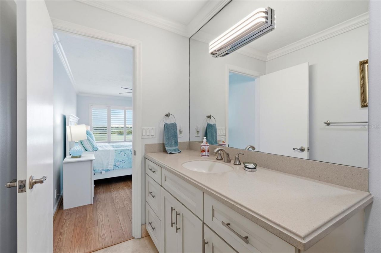 8977 Midnight Pass Road, Unit 519, Sarasota, FL 34242 Photo