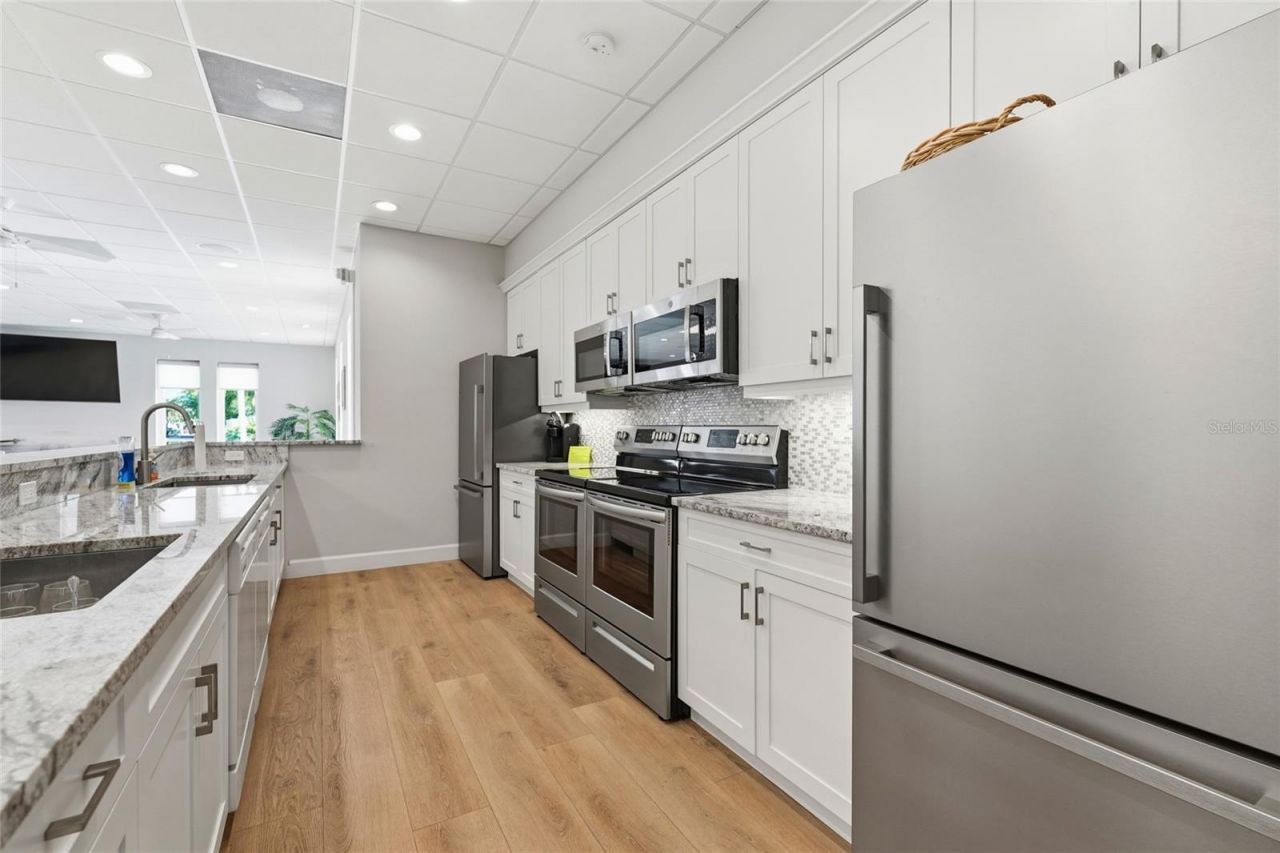 8977 Midnight Pass Road, Unit 519, Sarasota, FL 34242 Photo