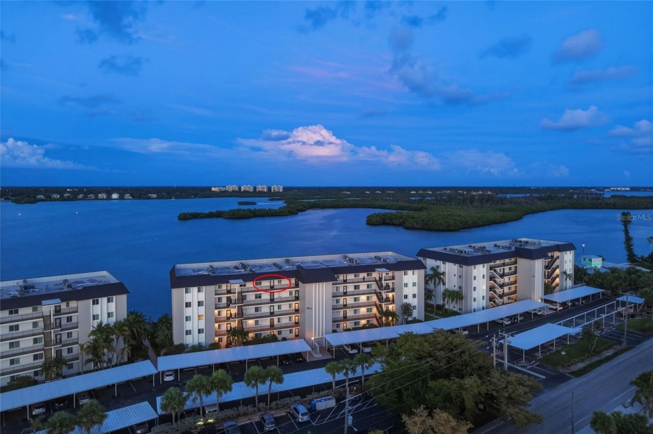 8977 Midnight Pass Road, Unit 519, Sarasota, FL 34242 Photo