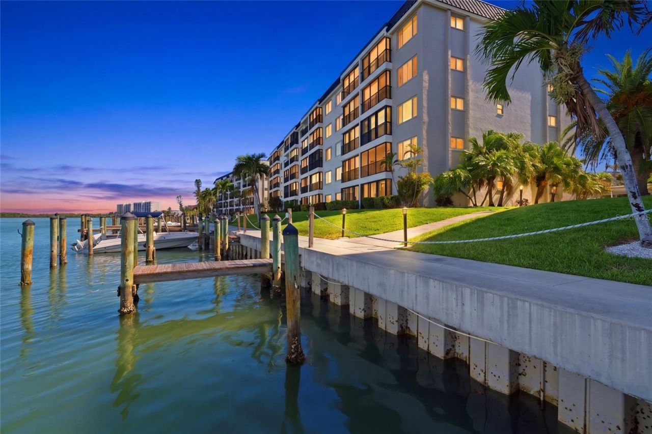 8977 Midnight Pass Road, Unit 519, Sarasota, FL 34242 Photo