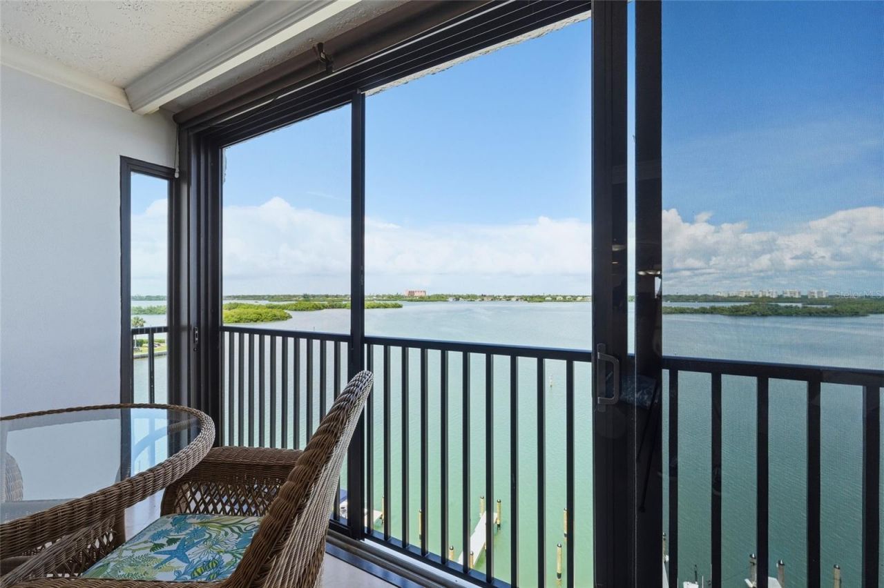 8977 Midnight Pass Road, Unit 519, Sarasota, FL 34242 Photo