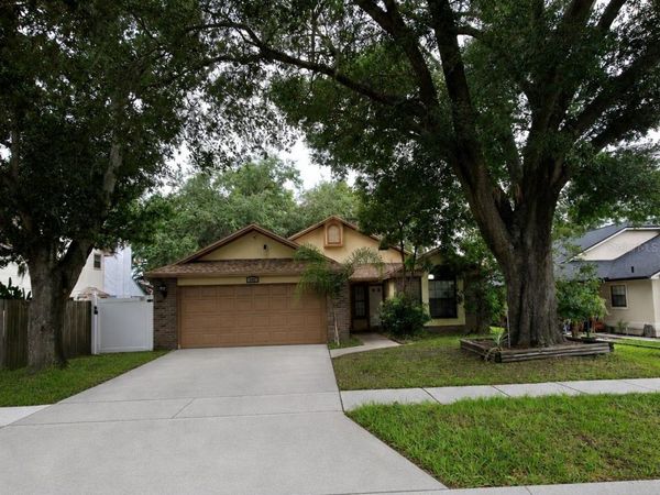2201 GRASMERE DRIVE, APOPKA, FL 32703