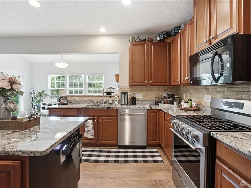 9415 Oak Brook Drive, Clearcreek Township, OH 45458 Photo 11