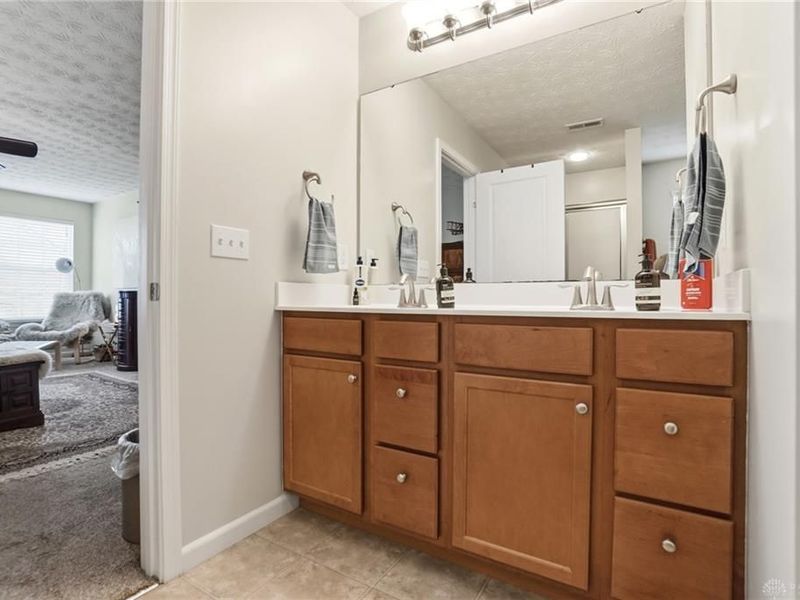 9415 Oak Brook Drive, Clearcreek Township, OH 45458 Photo 20