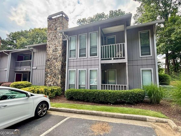 3841 Woodridge Way, Tucker, GA 30084