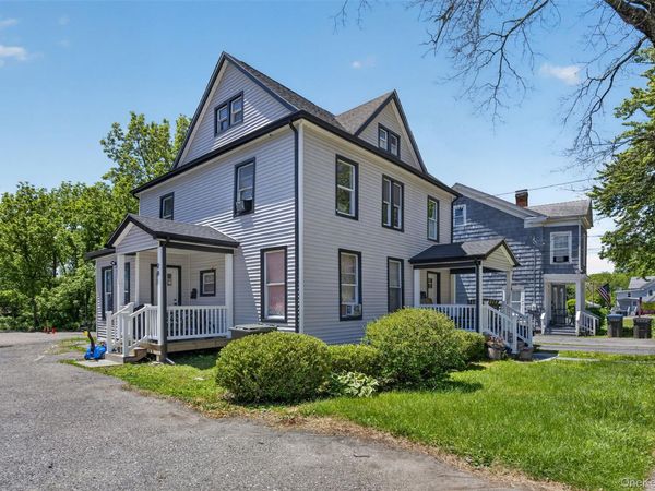 28 Academy Avenue, Unit 2, Chester, NY 10918
