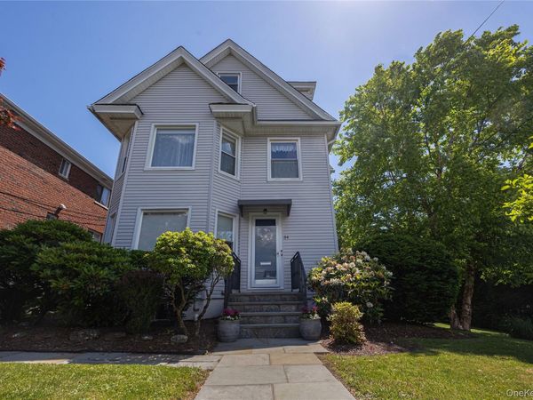 34 Morsemere Place, Yonkers, NY 10701