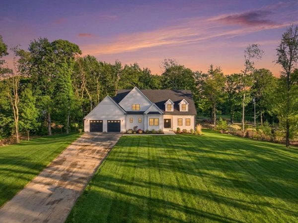 345 Central Pike, Sutton, MA 01590