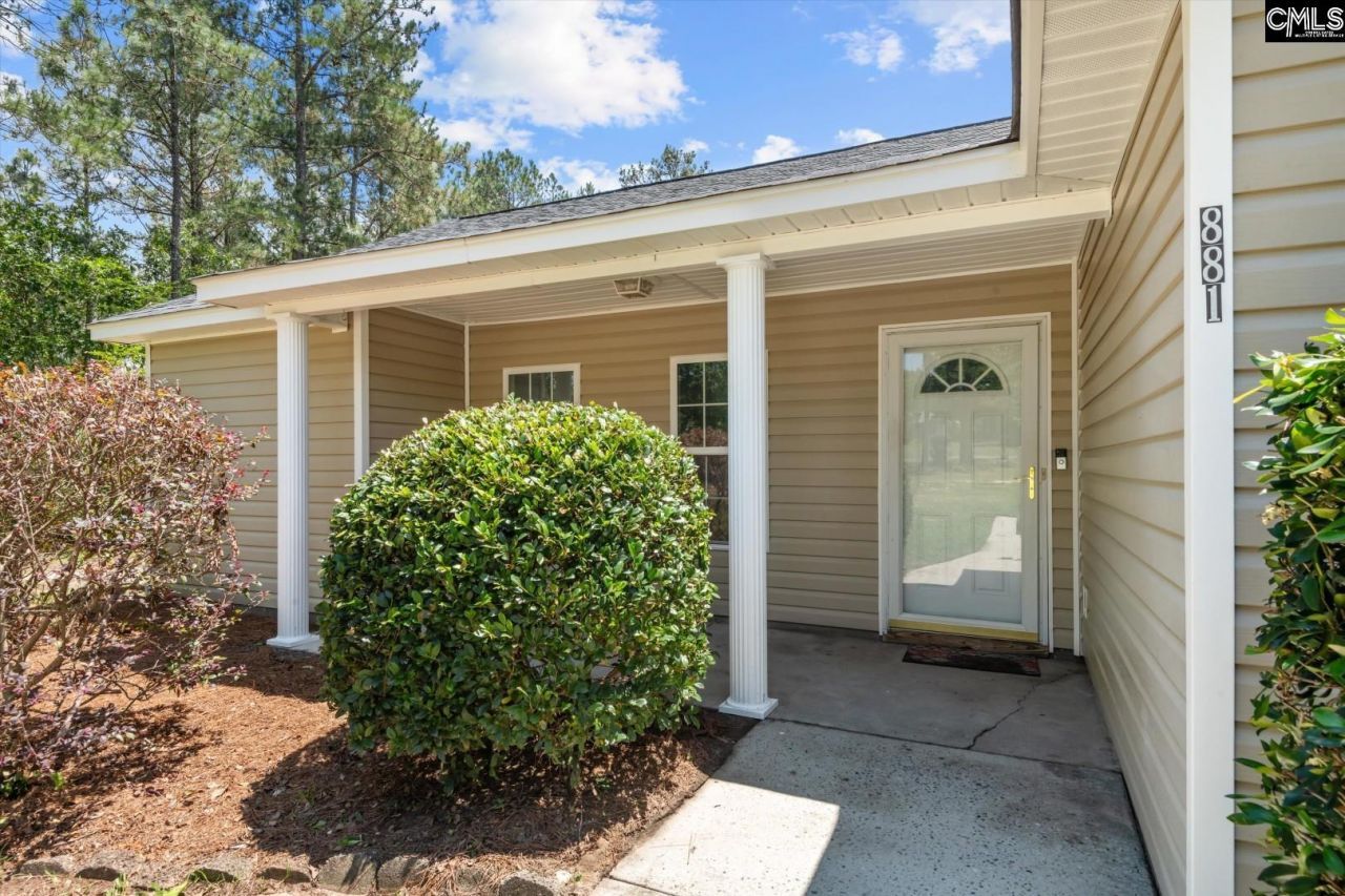881 Bushberry Road  Photo 5