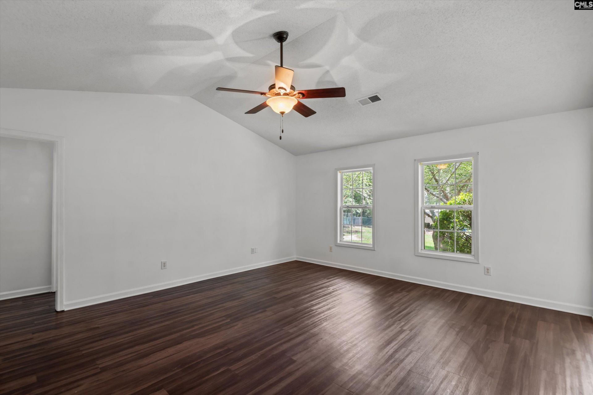 881 Bushberry Road  Photo 7