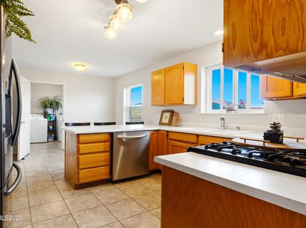 1991 Midas Drive, Winnemucca, NV 89445 Photo