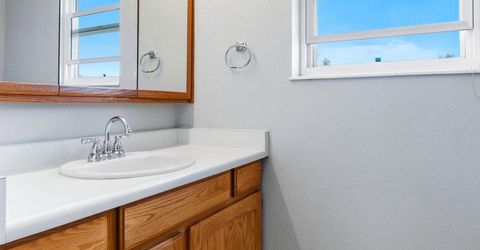 1991 Midas Drive, Winnemucca, NV 89445 Photo
